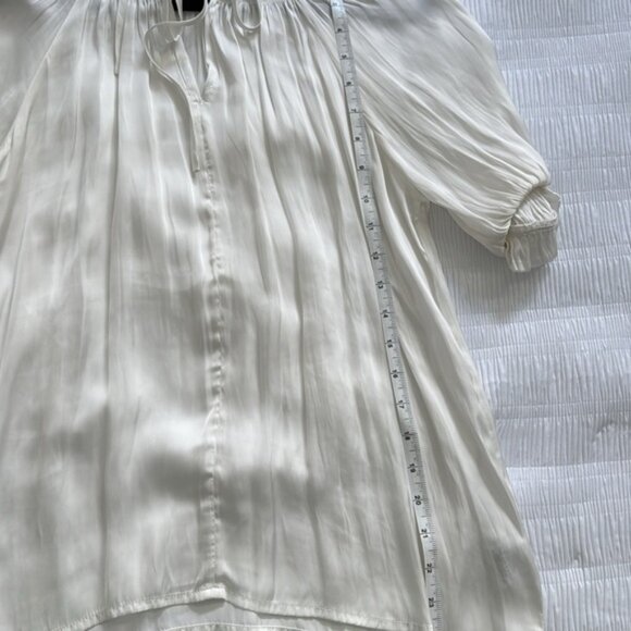 ❤️Collective Concepts Cream Puff Sleeve Blouse with Smocked Bib Collar - Picture 7 of 7